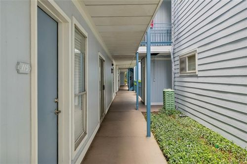 115-318 Lake Marina Ave, New Orleans, LA, 70124-1602 | Card Image