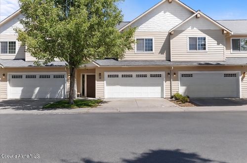 896 W Willow Lake Loop, Coeur D Alene, ID, 83815-7726 | Card Image