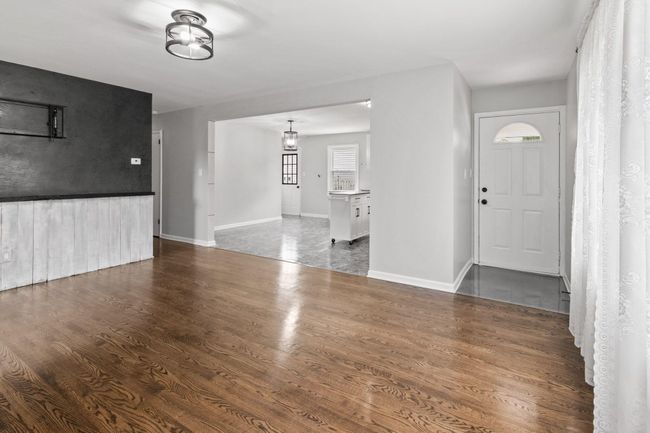 8-353 N Wright St-8 | Image 12