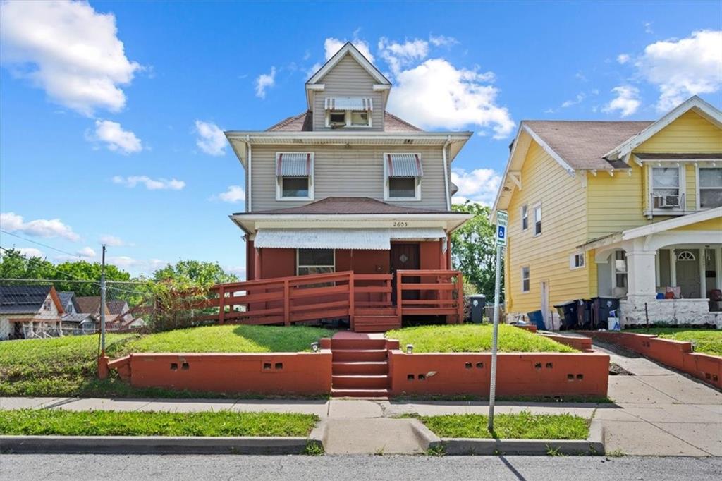 Agnes Ave, Kansas City, MO 64127