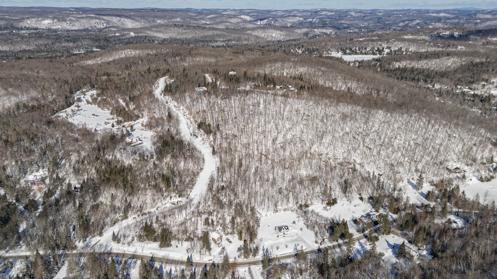 Land in Saint-Sauveur 5