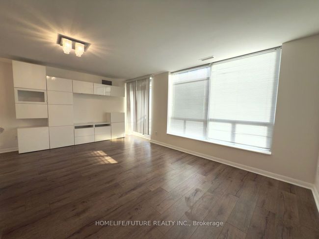806 - 33 Sheppard Ave E, Condo with 1 bedrooms, 1 bathrooms and 1 parking in North York ON | Image 6