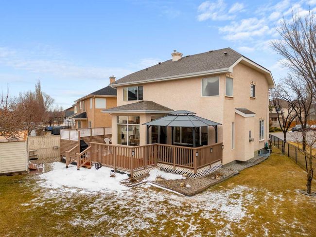 226 Everwillow Close Sw, House other with 5 bedrooms, 4 bathrooms and 4 parking in Calgary AB | Image 44