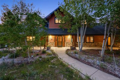 16911 Wrangler Trail, House other with 5 bedrooms, 3 bathrooms and 11 parking in Littleton CO | Image 2