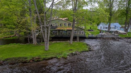 1079 State Route 49, Bernhards Bay, NY, 13028-3108 | Card Image