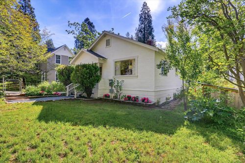 435 Mill Street, Grass Valley, CA, 95945 | Card Image