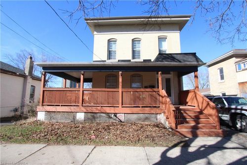 2-140 Alfred St, Brantford, ON, N3S5G8 | Card Image