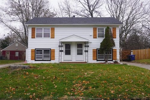 3831 40th St, Des Moines, IA, 50310-3618 | Card Image