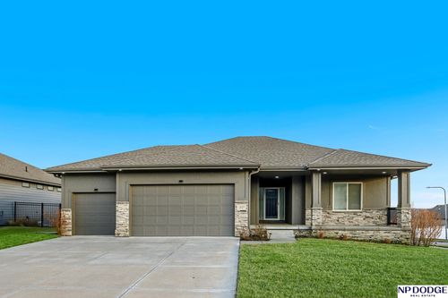 12027 Longshore Ave, Papillion, NE, 68046-4475 | Card Image