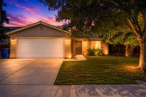 2166 Mccurdy St, Dos Palos, CA, 93620-2651 | Card Image