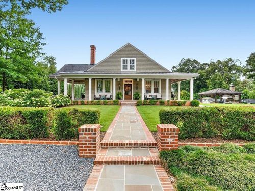 24 Highland Dr, Greenville, SC, 29605-3066 | Card Image
