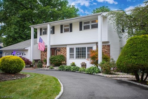 1 Stradford Rd, Parlin, NJ, 08859-1630 | Card Image