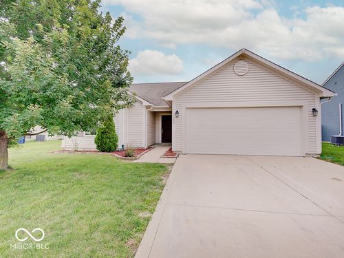 1404 Graybark St, Sheridan, IN, 46069-1198 | Card Image