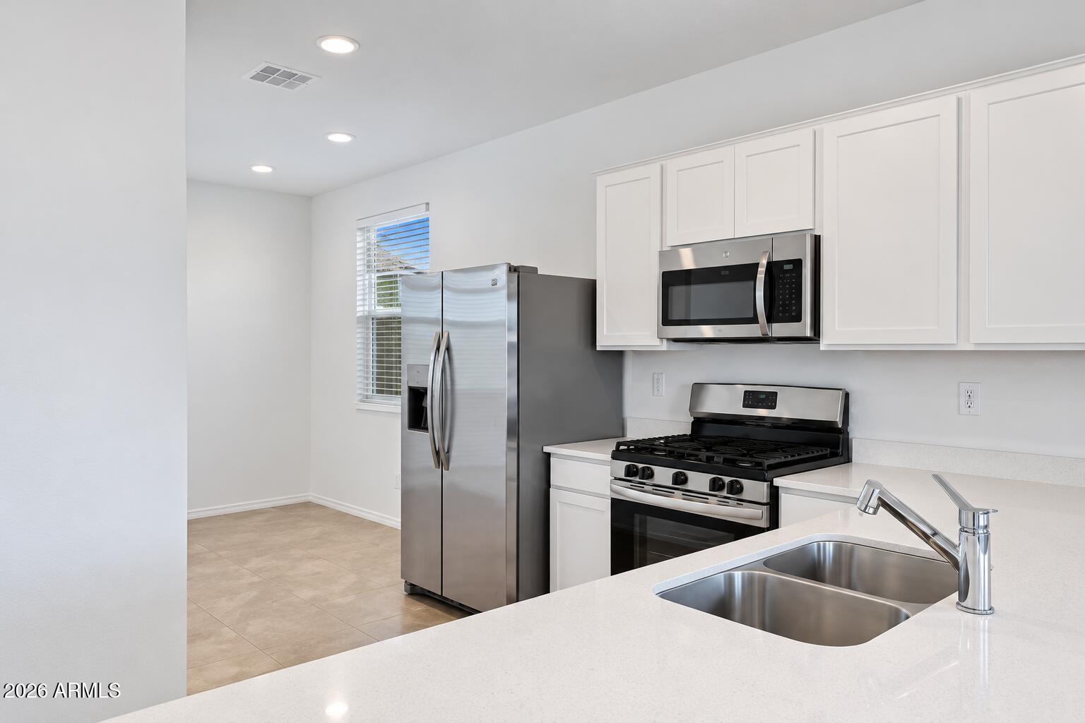 Residential Lease in Avondale 3