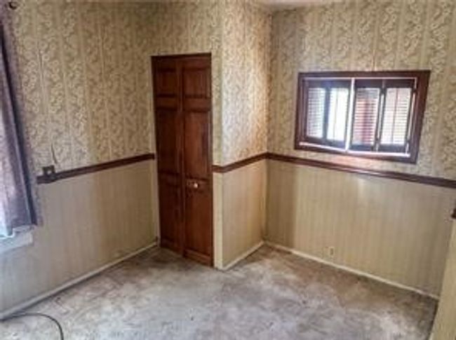 135 Custer Ave, House other with 3 bedrooms, 1 bathrooms and 3 parking in Vandergrift PA | Image 17