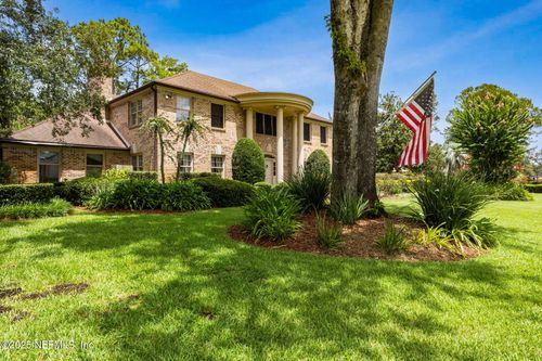 7838 Woodsdale Ln, Jacksonville, FL, 32256-7230 | Card Image