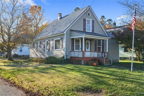 512 S 6th St, Fulton, NY, 13069-3004 | Card Image