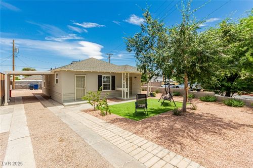531 New Mexico St, Boulder City, NV, 89005-3054 | Card Image