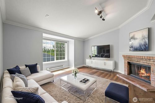 c302-23410 18th Ave S, Des Moines, WA, 98198-2417 | Card Image