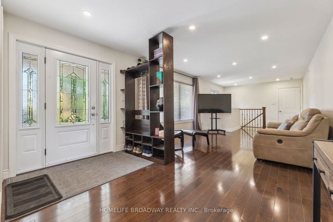 4617 Old Simcoe St, House other with 3 bedrooms, 3 bathrooms and 4 parking in Oshawa ON | Image 4