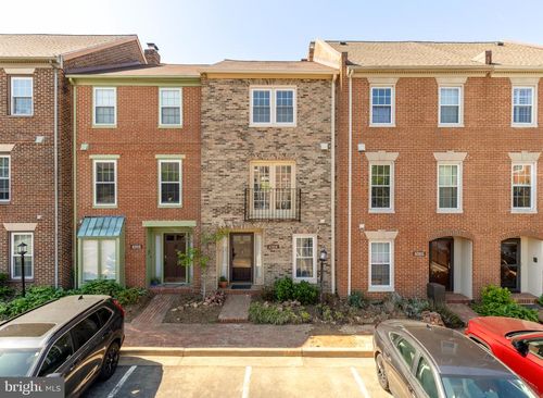 d-6701 Washington Blvd, ARLINGTON, VA, 22213-1041 | Card Image