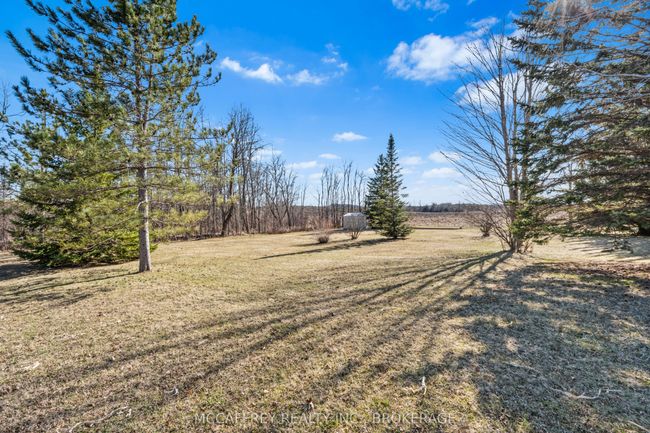2492 County Rd 41, House other with 3 bedrooms, 2 bathrooms and 6 parking in Roblin ON | Image 38