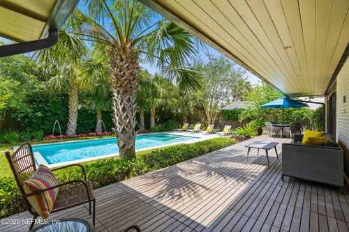 948 Old Grove Manor Manor, Jacksonville, FL, 32207 | Card Image