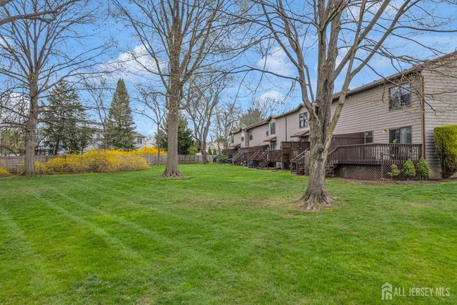 90 Pheasant Run, Townhouse with 2 bedrooms, 2 bathrooms and null parking in Edison NJ | Image 35