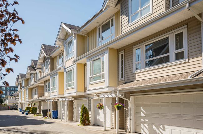 2 - 5355 201 A Street, Townhouse with 2 bedrooms, 1 bathrooms and 2 parking in Langley BC | Image 36
