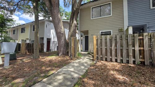 2213 Sw 39th Way, GAINESVILLE, FL, 32607-4355 | Card Image