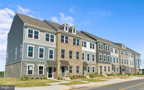 11284 Aristotle St, Manassas, VA, 20109-4052 | Card Image