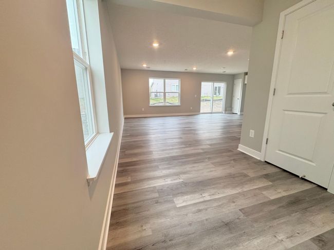 Wide entry way into the home! Photo is of actual home. Colors and options may vary. Ask Sales Agent for details. | Image 16