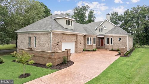 424 Rivers Edge, Williamsburg, VA, 23185-8945 | Card Image