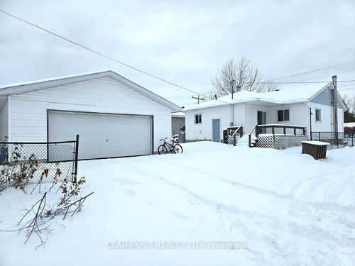 40 Pine St, Gogama, ON, P0M1W0 | Card Image