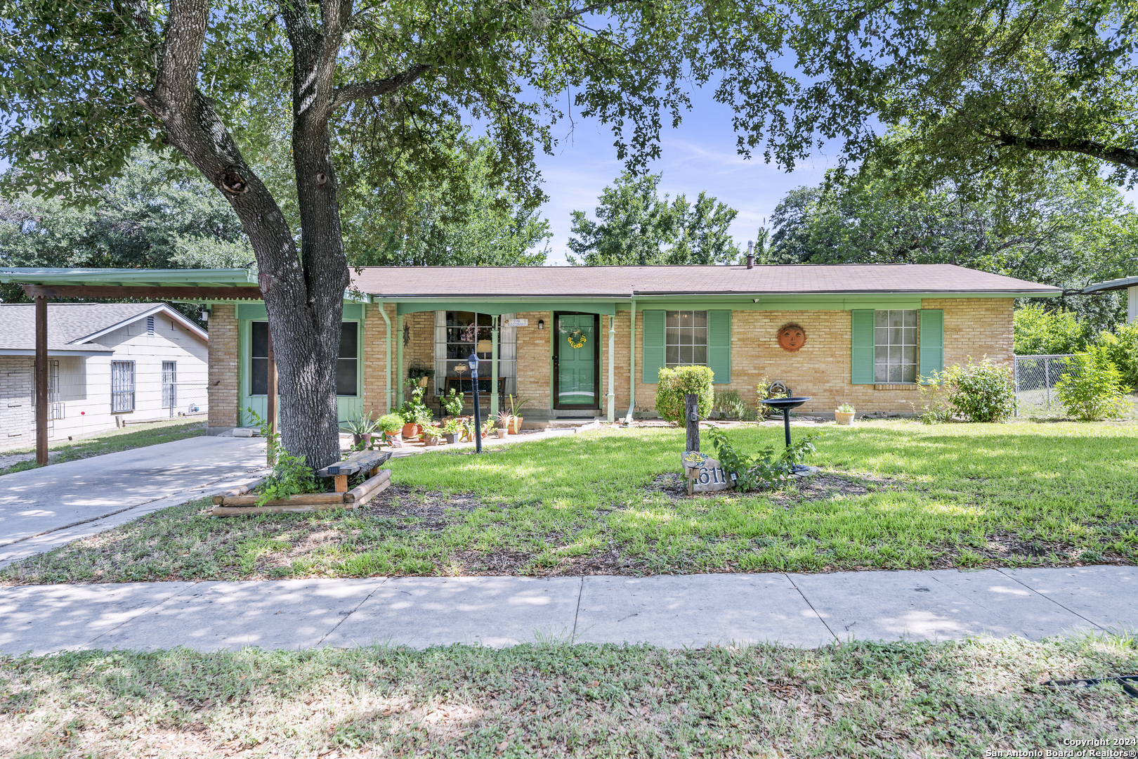 Merriford Ln, San Antonio, TX 78209