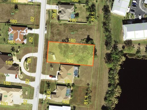 895 Boundary Blvd, Rotonda West, FL, 33947-2868 | Card Image