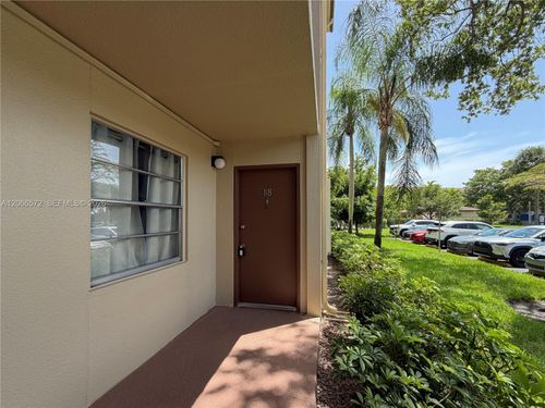 118k-801 Sw 133rd Ter, Pembroke Pines, FL, 33027-6452 | Card Image