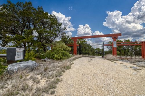 9600 Ranch Road 336, Leakey, TX, 78873 | Card Image