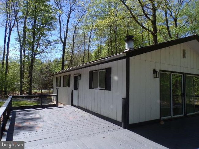 132 Beechnut Ln, House other with 3 bedrooms, 2 bathrooms and null parking in Canadensis PA | Image 6