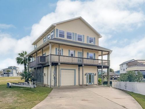 1303 Tiki Dr, Tiki Island, TX, 77554-8126 | Card Image