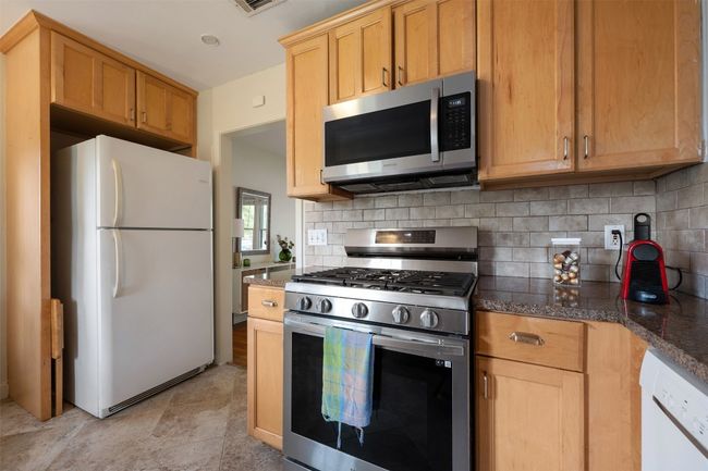 Another view of the kitchen | Image 9