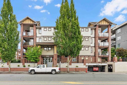 310-5650 201a St, Langley, BC, V3A0B3 | Card Image