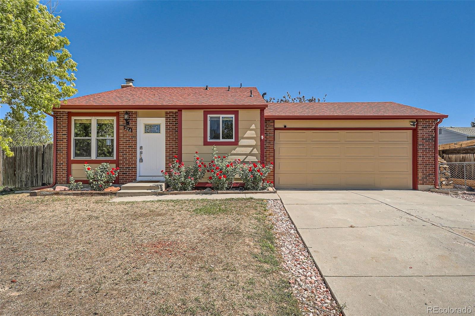 Jackson Ct, Bennett, CO 80102