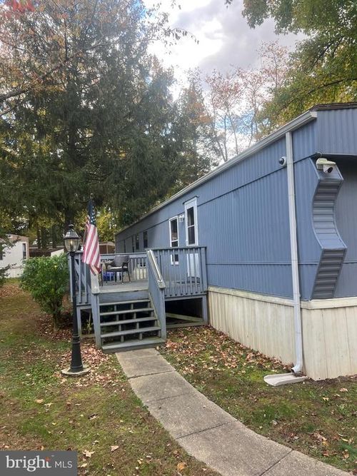 21-21 Holly Hill Dr, SMYRNA, DE, 19977-2704 | Card Image