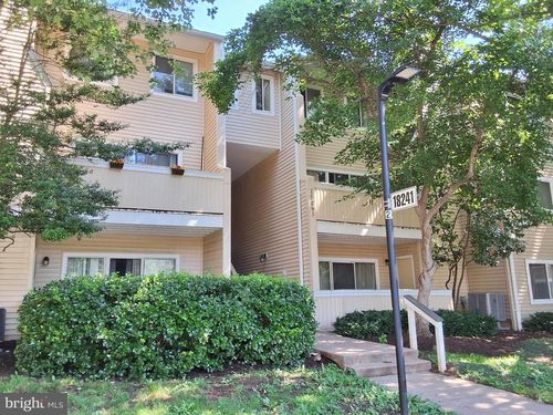 5-by-18241 Swiss Cir, GERMANTOWN, MD, 20874-5836 | Card Image