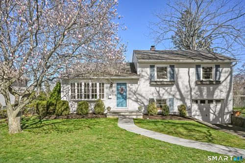 34 Andover Rd, Stamford, CT, 06902-4416 | Card Image