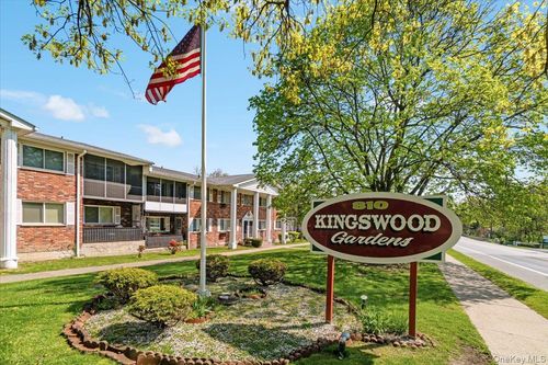 94-810 Blooming Grove Tpke, New Windsor, NY, 12553-8156 | Card Image