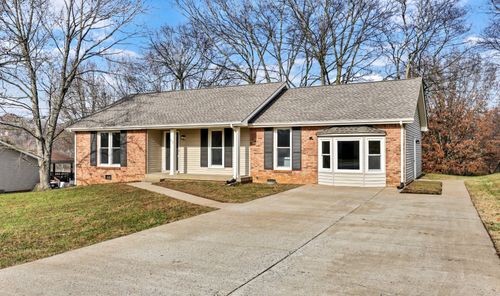 735 Jace Dr, Clarksville, TN, 37040-6011 | Card Image