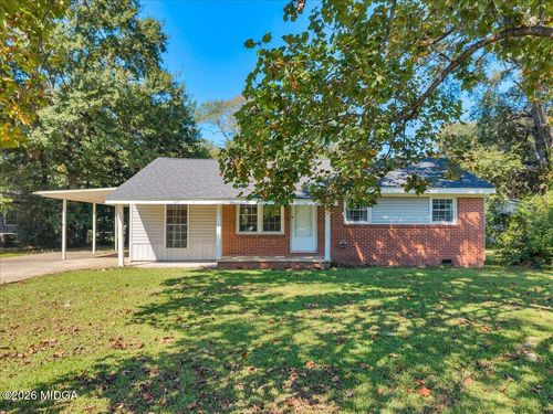 100 Ravenwood Way, Warner Robins, GA, 31093-2217 | Card Image