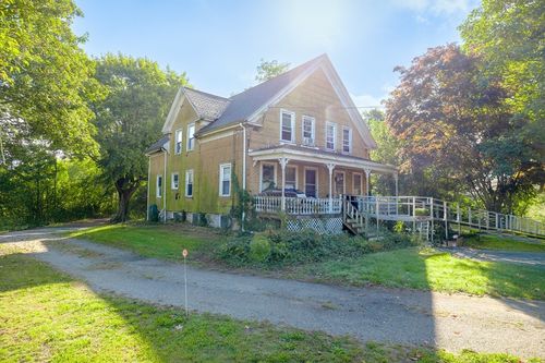 15 Shirley St, Fairhaven, MA, 02719-4625 | Card Image